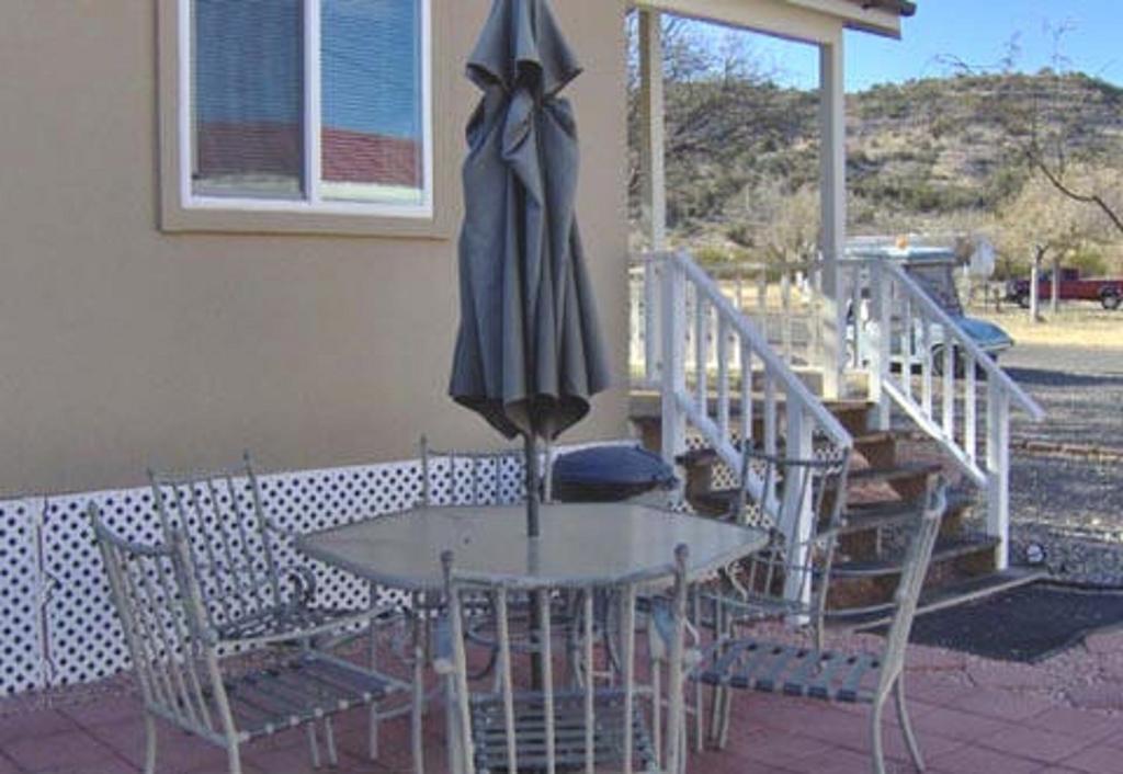 Verde Valley Studio Park Model Cabin 16 Cottonwood Bagian luar foto